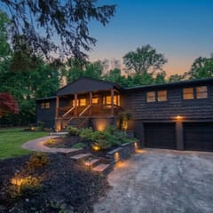 Paris Mtn Home: Hot Tub, Fire Pit, Fenced Yard